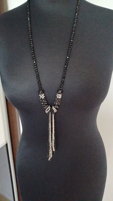 Shiny String Beads Necklace with High-Grade Crystal photo review