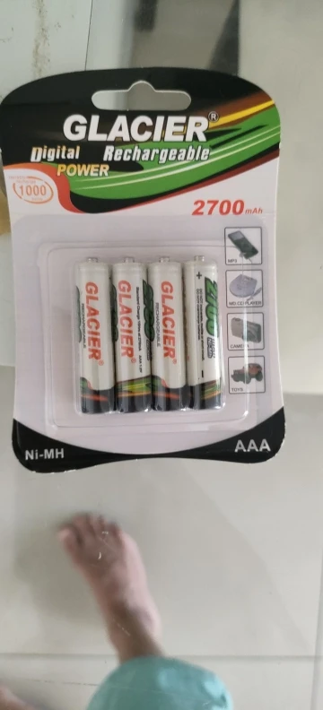 SKYTUR Conjunto de Pilhas Verdes AAA com 4 Unidades Recarregaveis 2700mAh Ni-MH - ENVIO RÁPIDO PARA TODO O BRASIL photo review