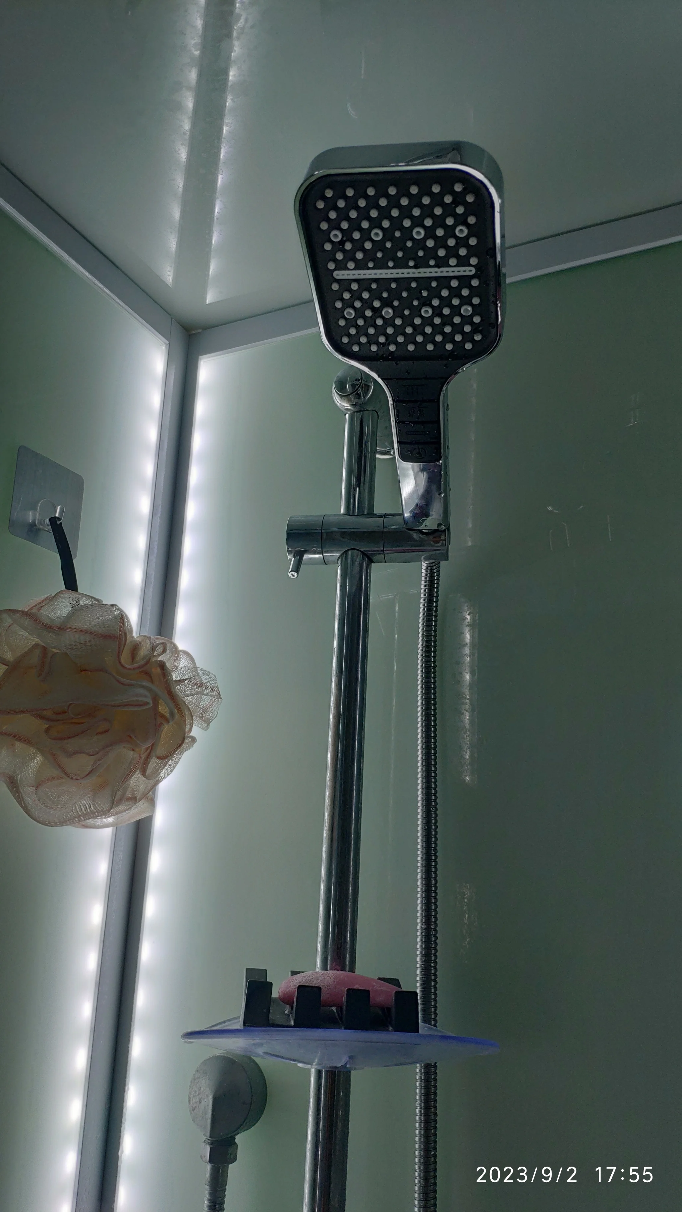 Pommeau de Douche Carré 7 Modes de Jets photo review