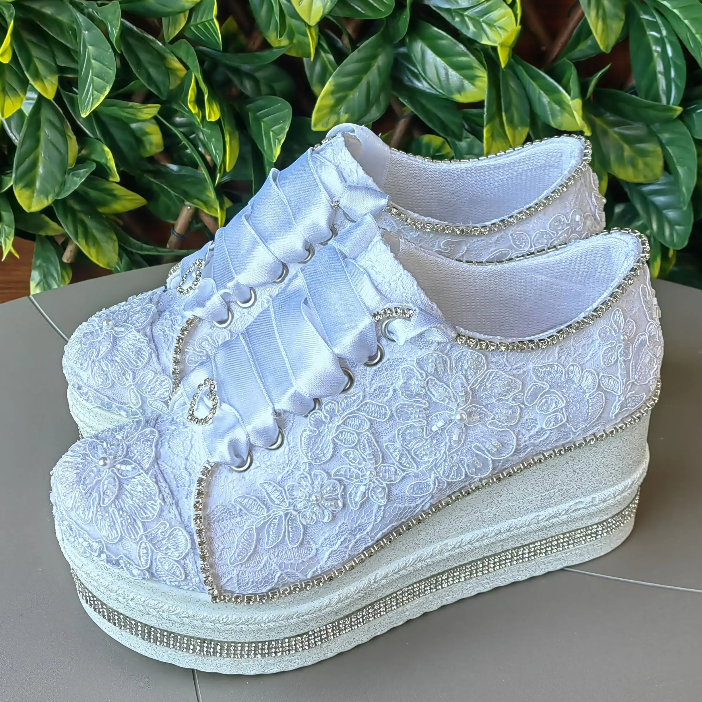 Wedding Dress Bridal Shoes 8CM Heel Height Comfortable Sport Bridal shoes Special Design Bridal Party Wedding shoes