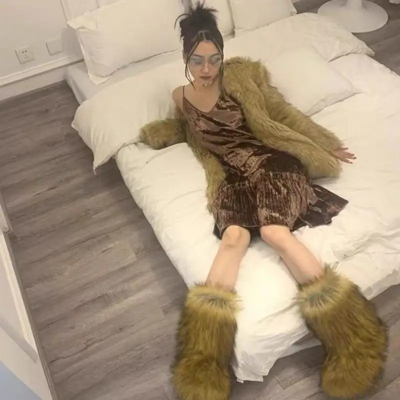 Women's Winter Fluffy Faux Fox Fur Boots Woman Plush Warm Snow Boots Luxury Footwear Girls' Furry Fur Bottes Fashion Winter Shoe