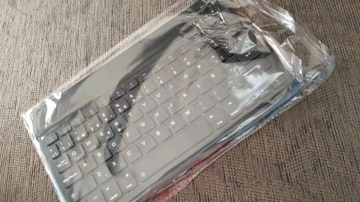 Bluetooth Wireless Keyboard Mouse for Multi-Device Use photo review