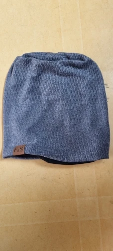 1pcs Warm Knitted Beanie Hat For Men And Women - Fashionable SolidHip-hop Style photo review
