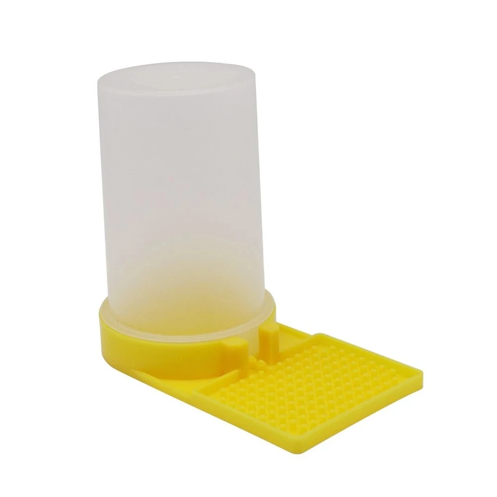 Apiculture Hive Bee Feeders Beehive Nest Door Drinker Plastic Drinking Water Feeding Cup 1 Set beekeeping tools beekeeping accessories bees water feeder