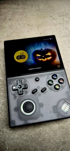 ANBERNIC RG40XX V photo review