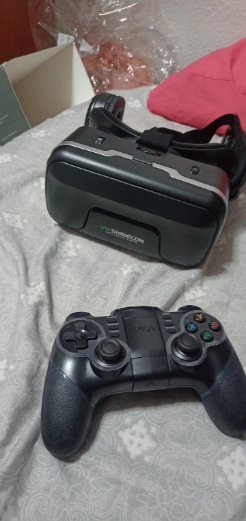 Casco VR Shinecon 10,0, gafas 3D, casco de realidad Virtual para teléfono inteligente, gafas, auriculares, binoculares de videojuegos Viar photo review