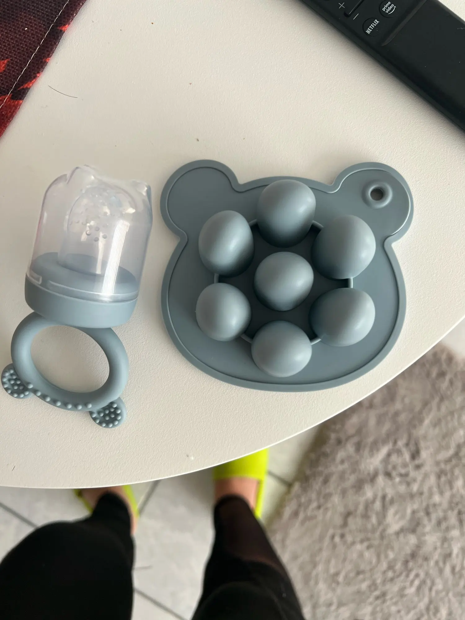 Baby Ice Cream Pops Silicone Mold - Fruit Popsicle Maker and Teething Toy photo review