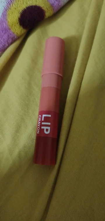 Lipstick Set Lip Gloss 4 Colors In 1 Matte Velvet Lipstick Pen Kit Lipliner Waterproof Lasting photo review