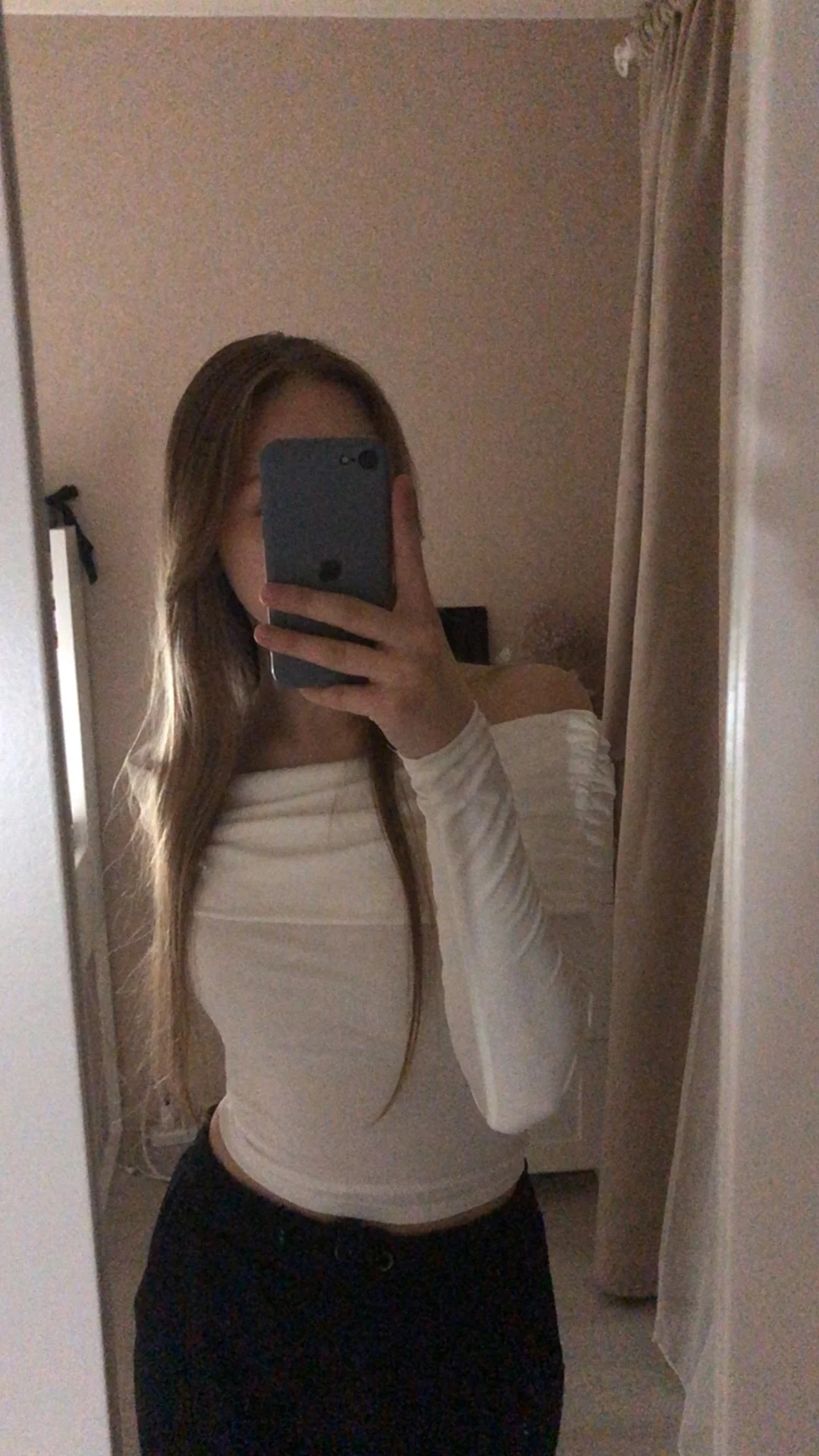 Chic White Long Sleeve, customer photo