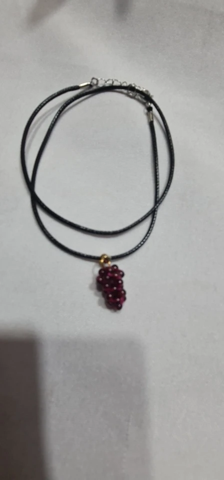 Pendentif en pierre de Grenat - Raisins rouges