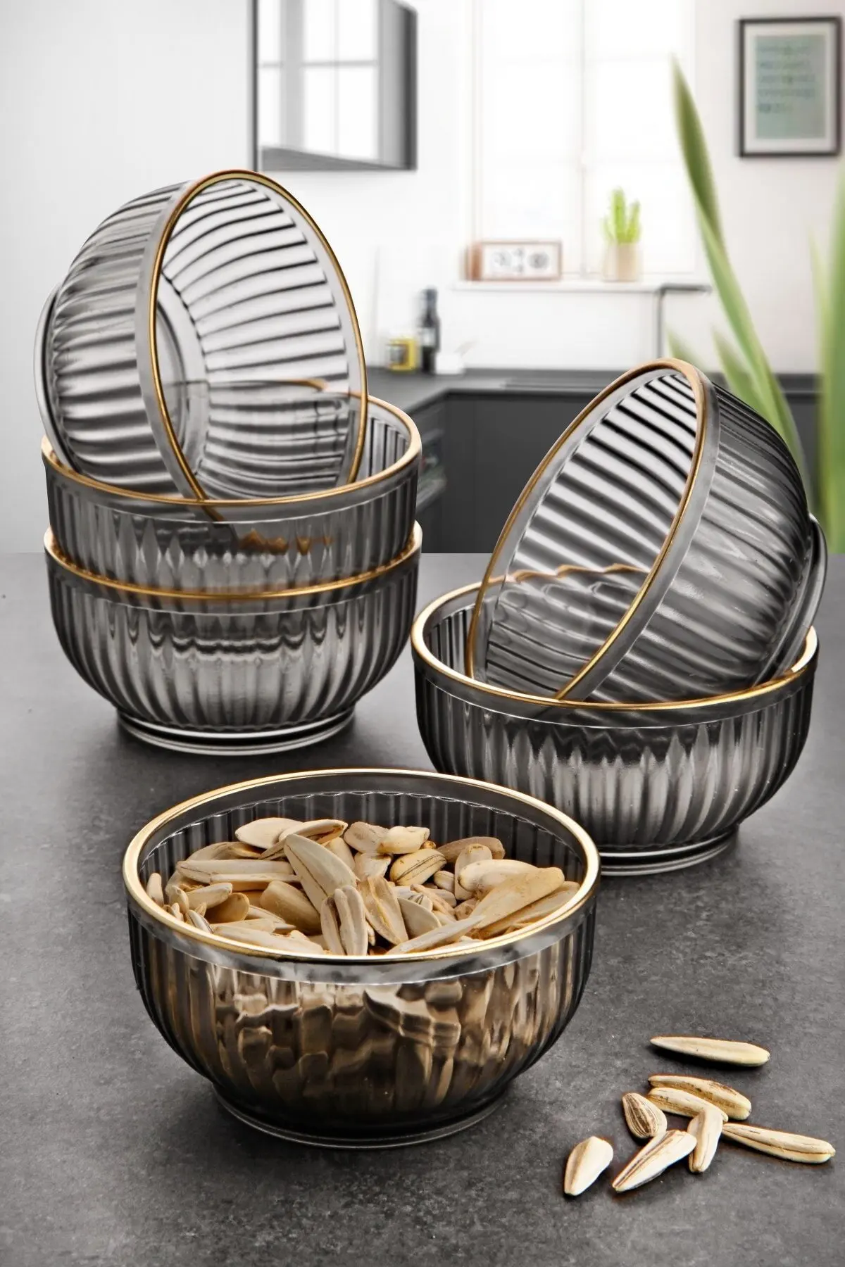 

6 шт. позолоченная акриловая небьющаяся Роскошная миска для закусок. Класс небьющейся-стойкая к царапинам стеклянная картинка Быстрая доставка