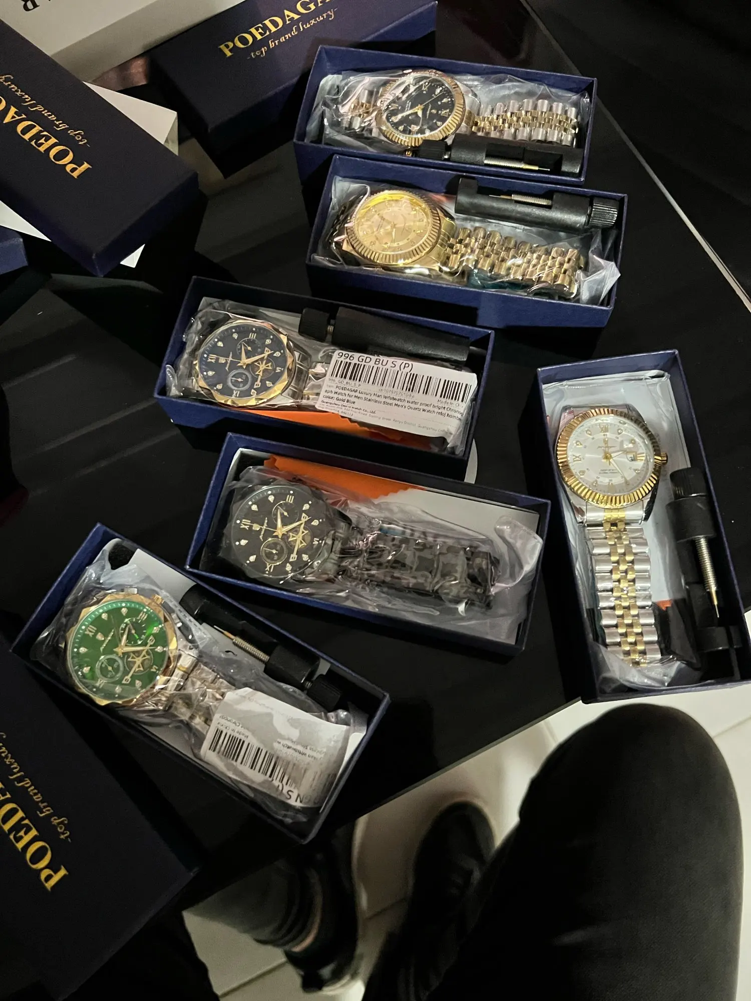 POEDAGAR Luxury Men's Quartz Watch photo review