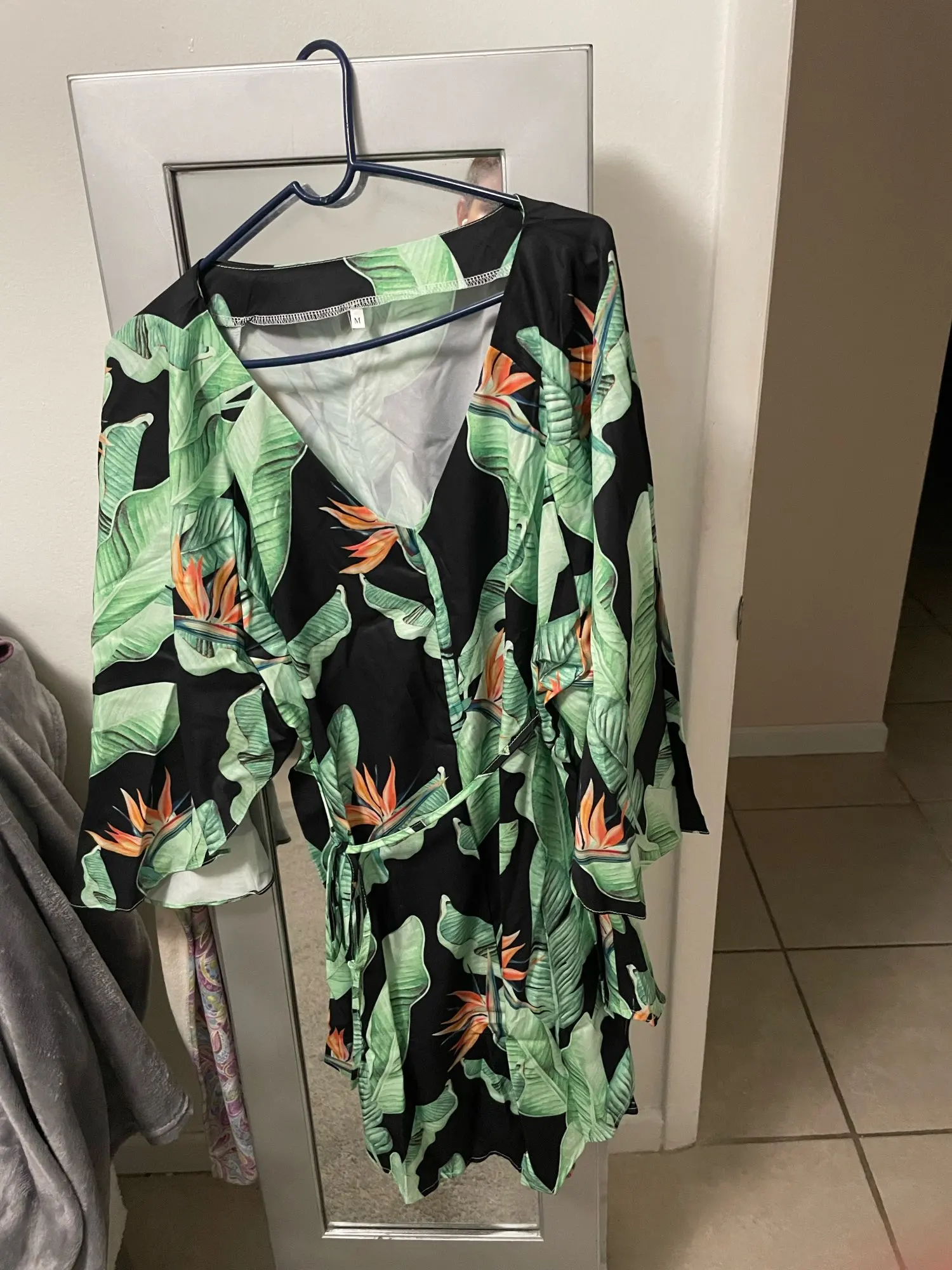 Women Print Dress Sexy V-Neck Bat Sleeve Ruffl Flowers Print Bohemian Beach Sundress Ladies Loose Summer Vacation Mini Dresses photo review