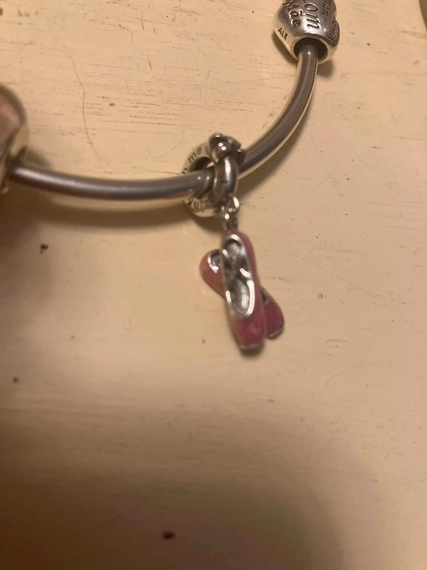 2025 gran oferta dijes cuentas de Plata de Ley 925 mariposa rosa luciérnaga luminosa cuelga brazalete pulsera collar joyería DIY photo review