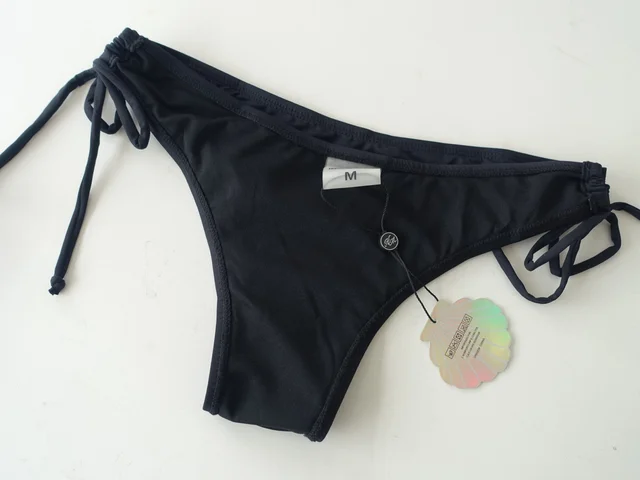 Calcinha de biquíni - PRETO Adulto Ajustável Na Cintura Moda Praia Super discreta e confortável ENVIO RAPIDO PARA TODO O BRASIL