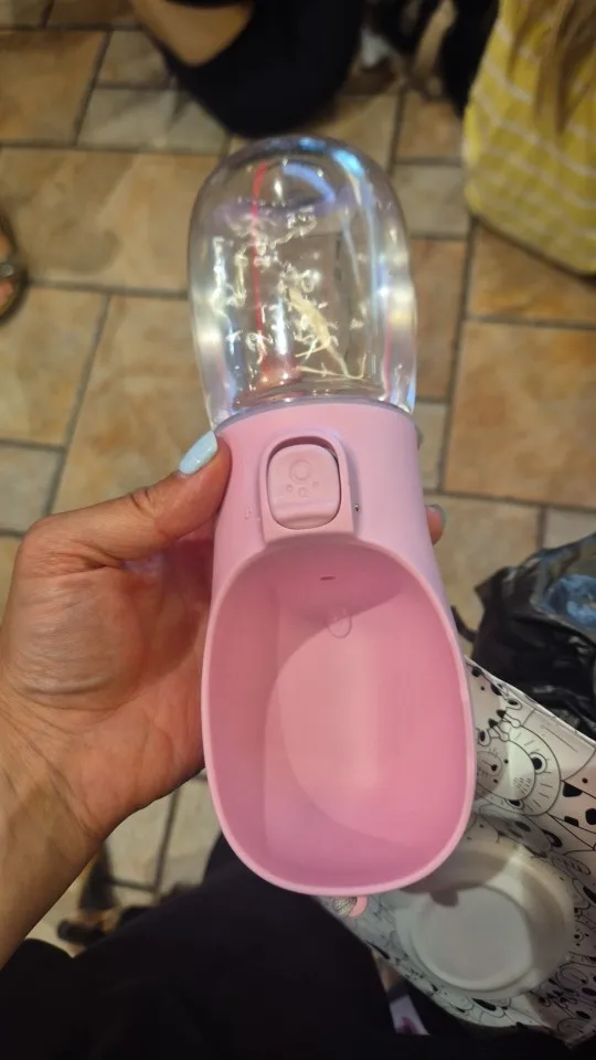 Bouteille d’eau portable pour chien avec bol intégré – Étanche, légère, pour promenade et voyage – Convient aux petits et grands chiens, chats photo review