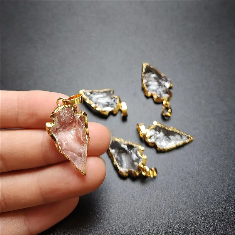 FUWO Wholesale Natural Clear Quartz Arrowhead Pendant,Golden Plated Hand Carved Crystal Accessories For Jewelry Make 5Pcs PD168 3