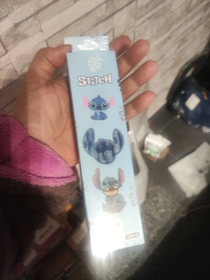 Disney-Juego de lápices de madera para estudiantes, bolígrafo de boceto para escritura, serie Lilo & Stitch, papelería para estudiantes, regalo de Navidad, 12 unidades photo review