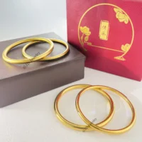 Fashion Bracelets Simple Gold Bangles Designs With 24k Gold Plated Chunky Gold Bangle Dubai Jewelry 2
