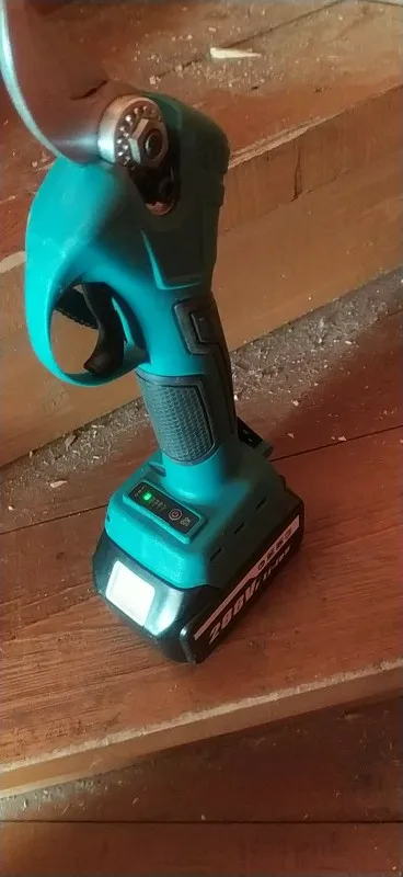 Attachment image review on Androf Brushles
