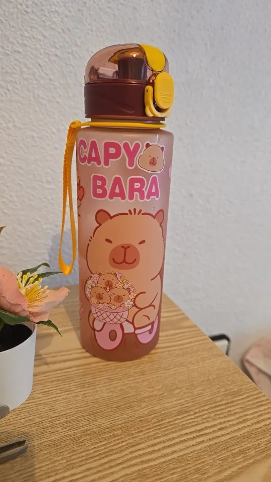 Gourde d'Eau Capybara Vert 750ml