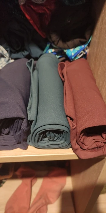 High-Waist Plus Size Yoga Leggings with Pocket for Women photo review