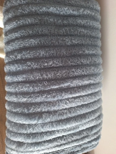 VelvetComfort – Kuschelige Luxusdecke für stilvolle Wärme photo review