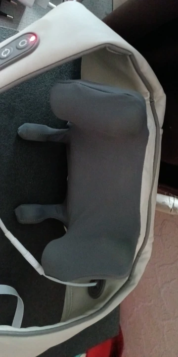 ReFresh - Nacken- und Rückenmassagegerät (Beige) photo review