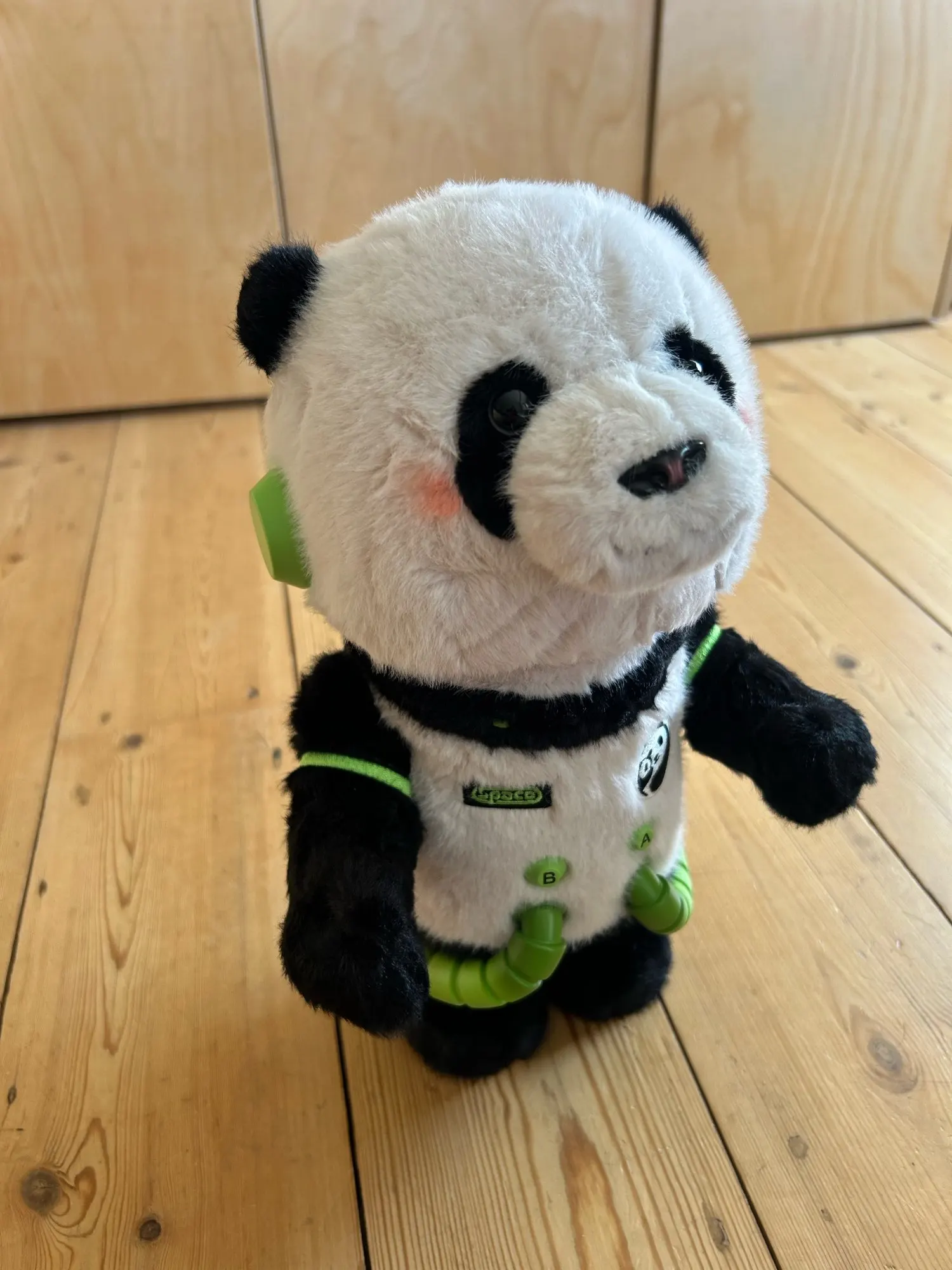 POP MART MEGA SPACE MOLLY 400% Panda Limited Edition Limited to