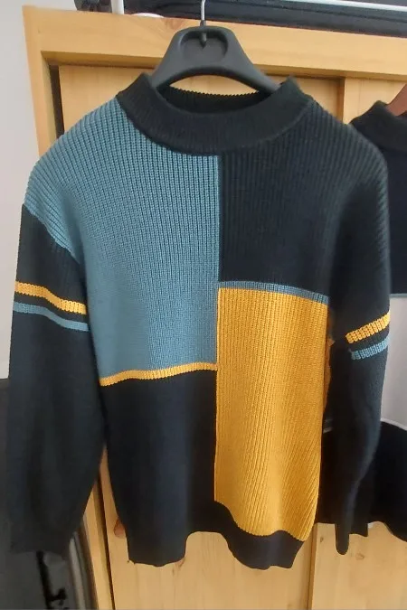 Autumn and Winter New Men's Warm Sweater photo review