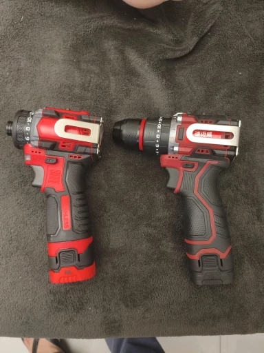 מברגה/מקדחה נטענת בראשלס CHIGO 18V — מנוע ללא פחמים, 21 מצבי מומנט, פונקציית הקשה, כולל סוללה ומטען - תמונה 4