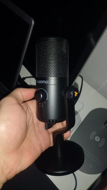 Maono USB Gaming Microphone With Type C Adapter For Phone PC Breath Light Zero Latency Monitoring For Podcasting Streaming DM30 photo review