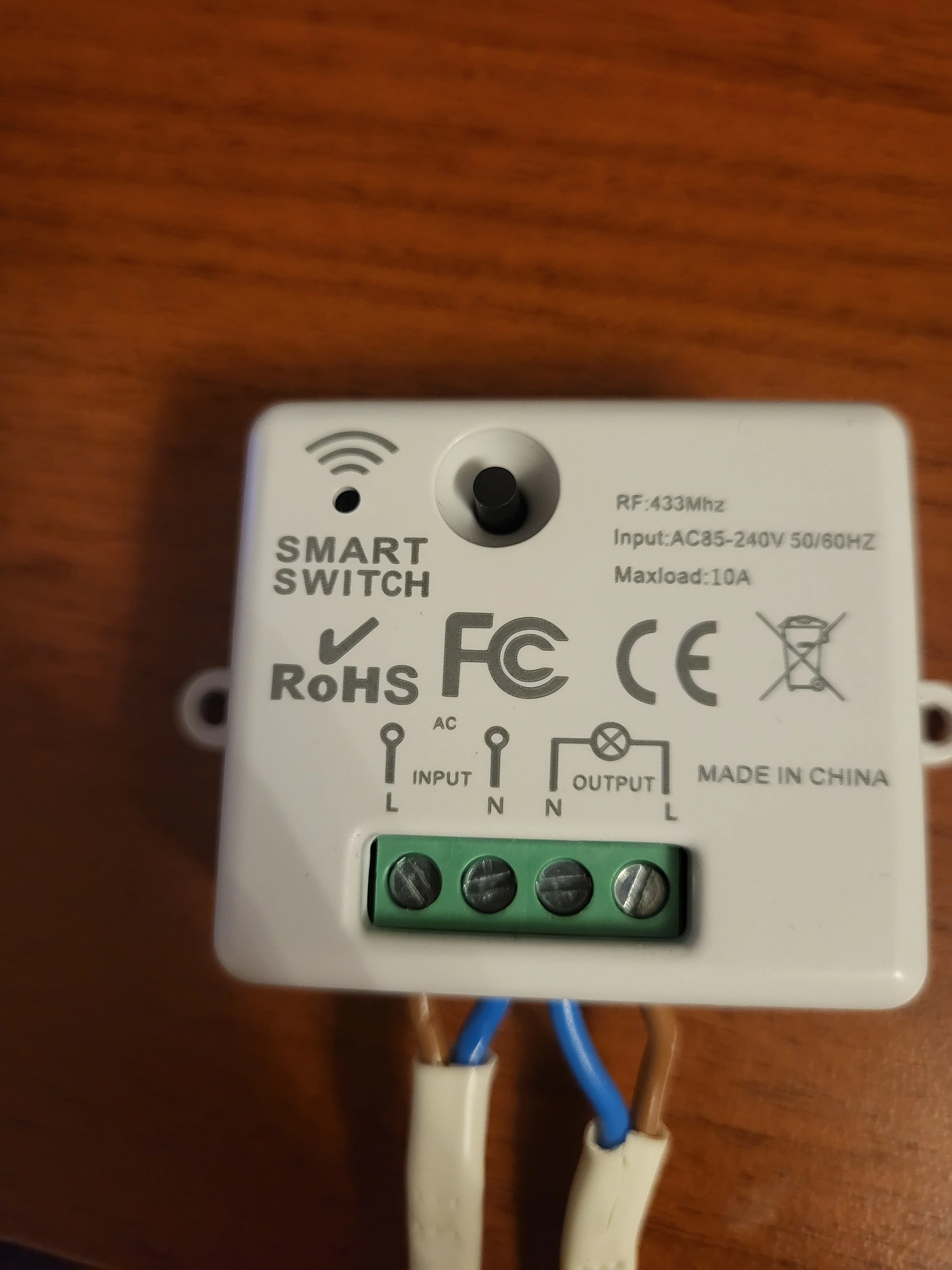 Безжичен Интелигентен Превключвател за Осветление RF 433Mhz 10A photo review