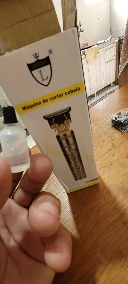 Máquina De Cortar Cabelo Parágrafo Barba Masculina Designer Aleatório Elétrico Profissional photo review