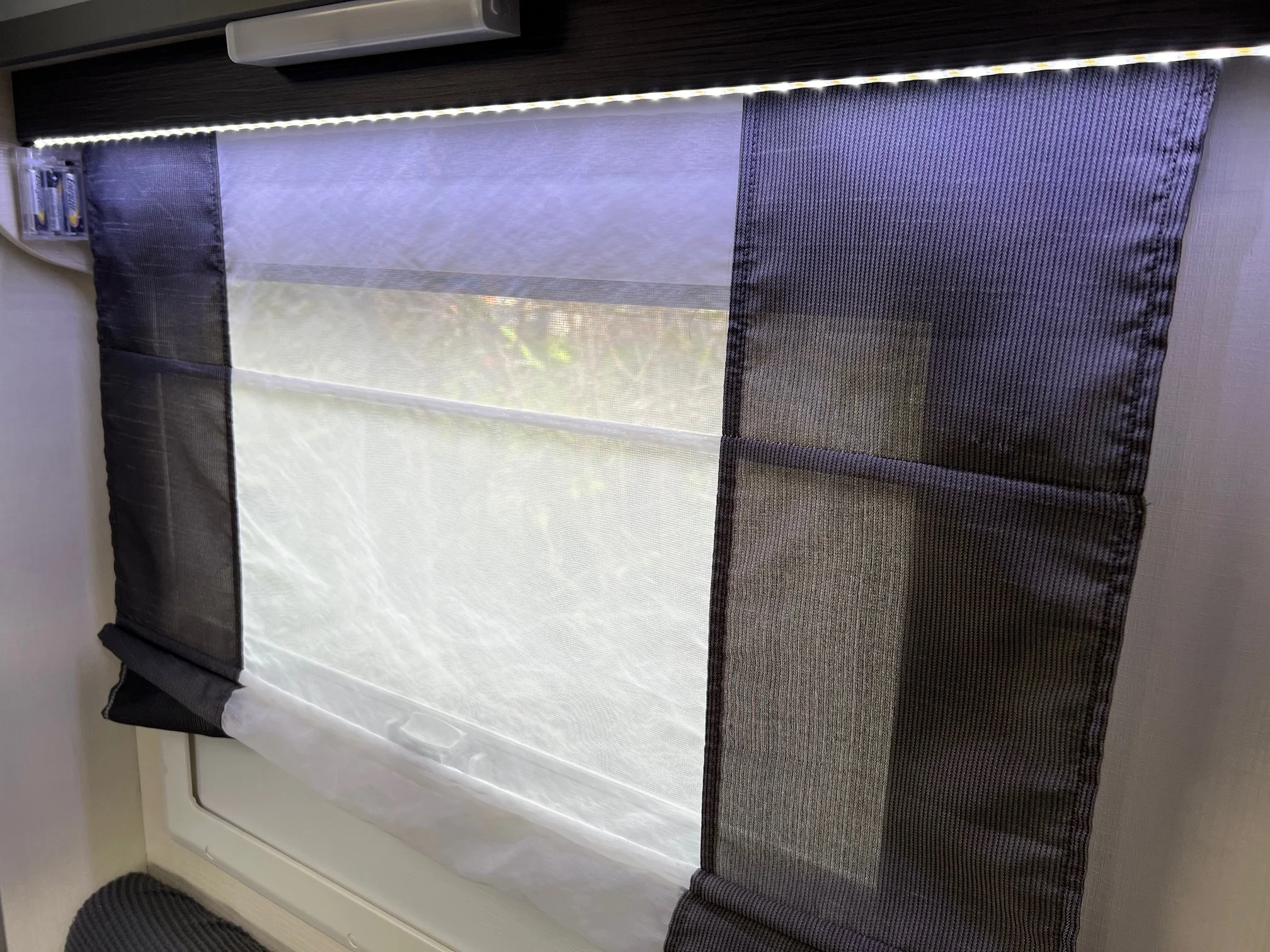 5V LED Strip Lights 60LEDs/m Flexible Led Tape Battery Powered photo review