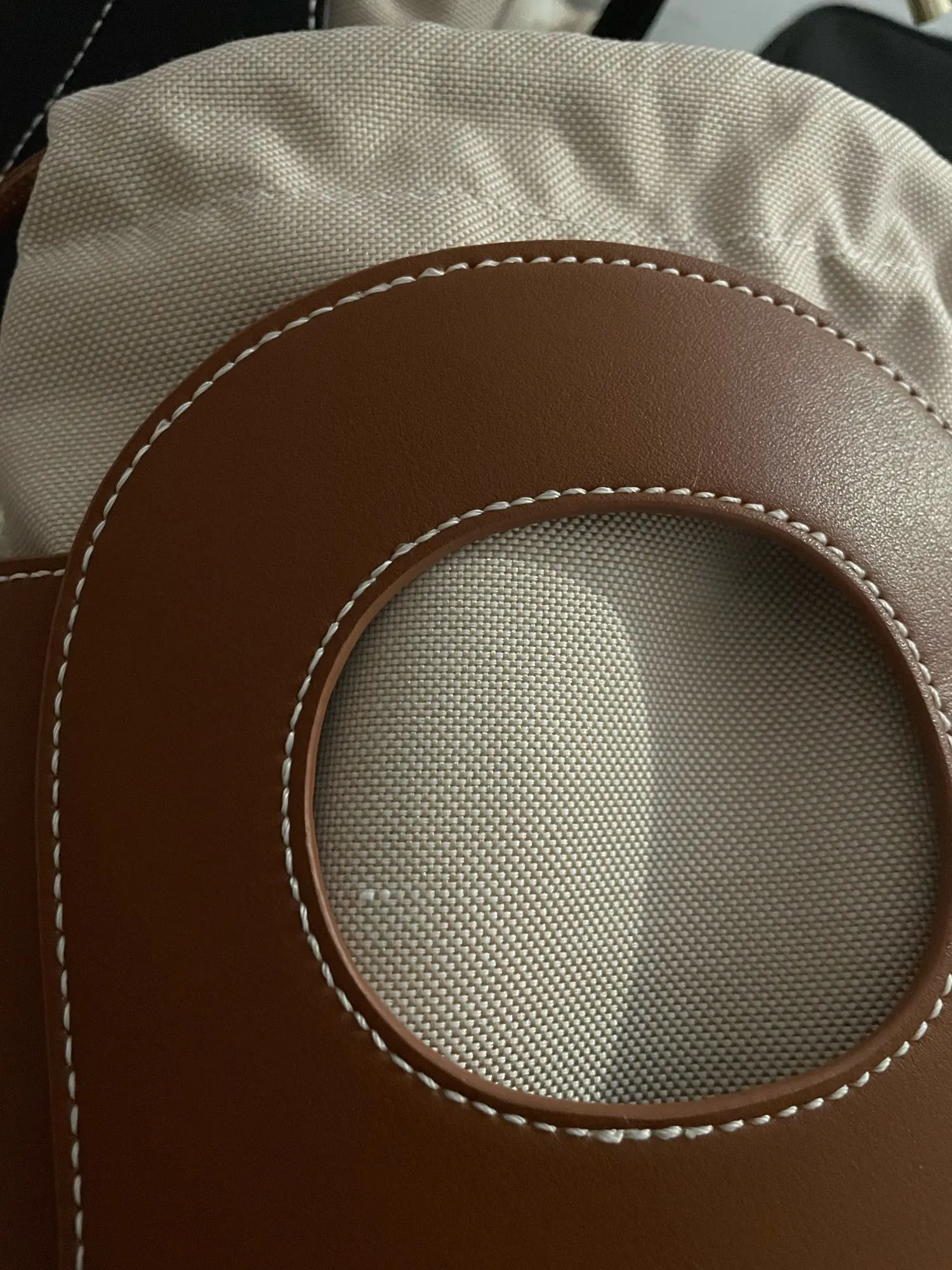 Bolso cruzado PG PATSY GARIS para mujer, nuevo diseñador de marca de lujo, atmósfera Simple, diseño hueco, bolso de hombro a la moda para mujer photo review
