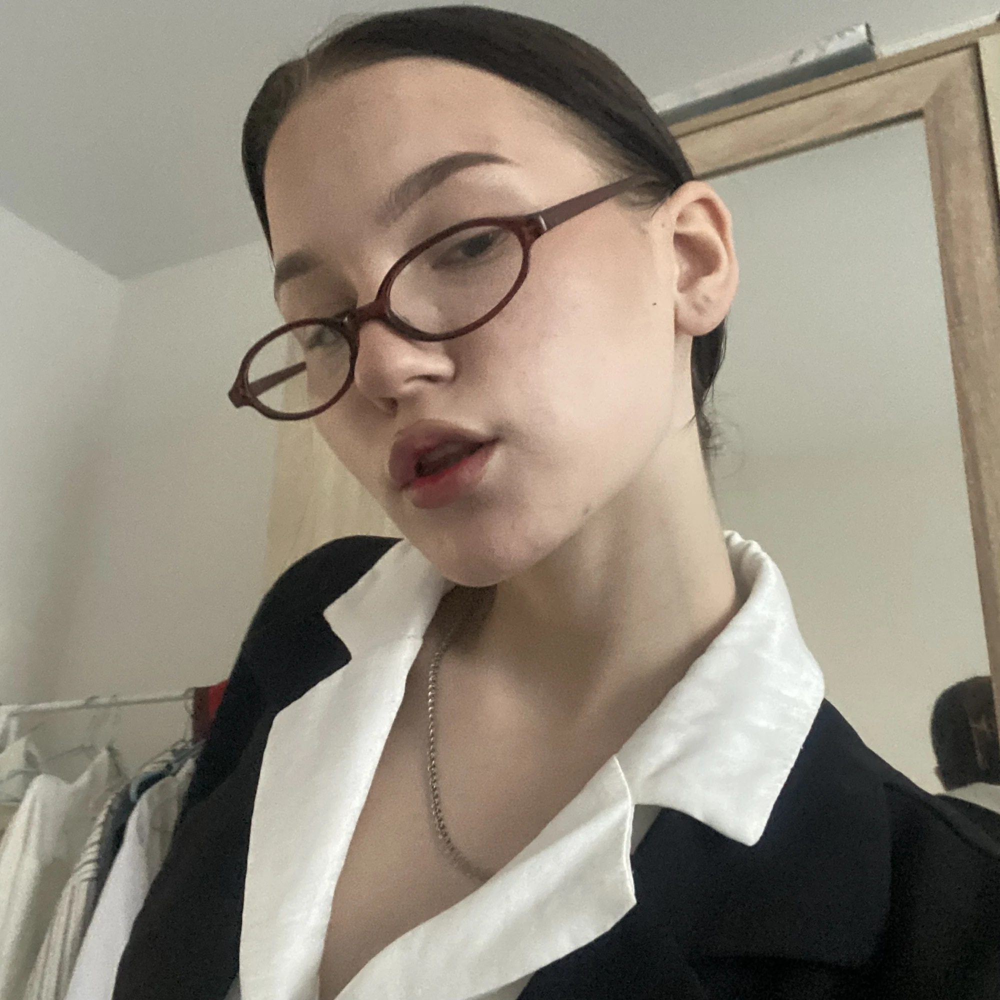Retro Oval Glasses Women Girls Y2K Red Green Frame Glass Eyewear Decorative Computer Anti-blue Eyeglasses with Seaside Driving photo review