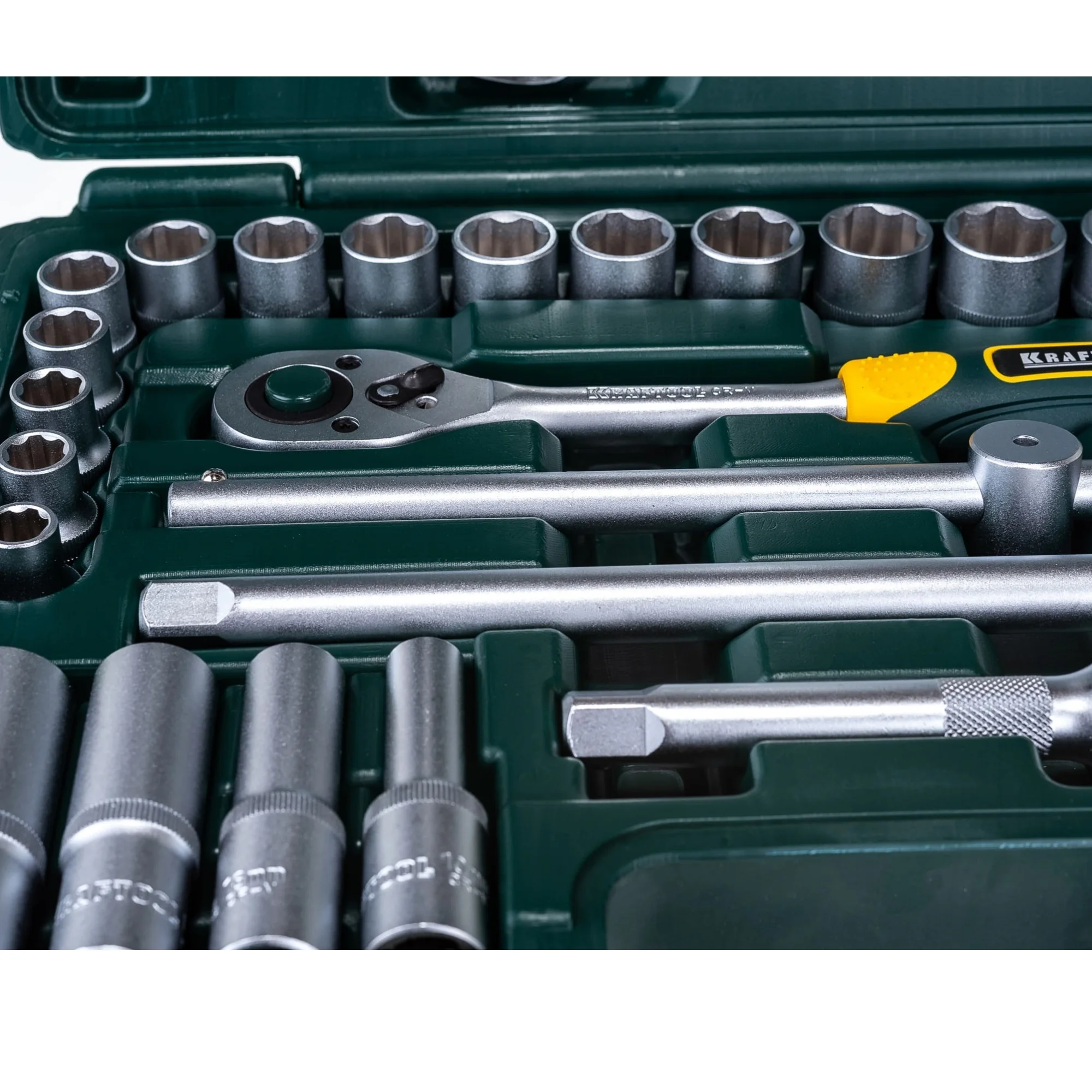 набор бит под трещетку 1/4. набор инструментов kraftool 27970-h38. набор торцевых головок thorvik uts0094, 88 предм. набор инструментов станкоимпорт 45 предметов. Ajs шапка 46-095.