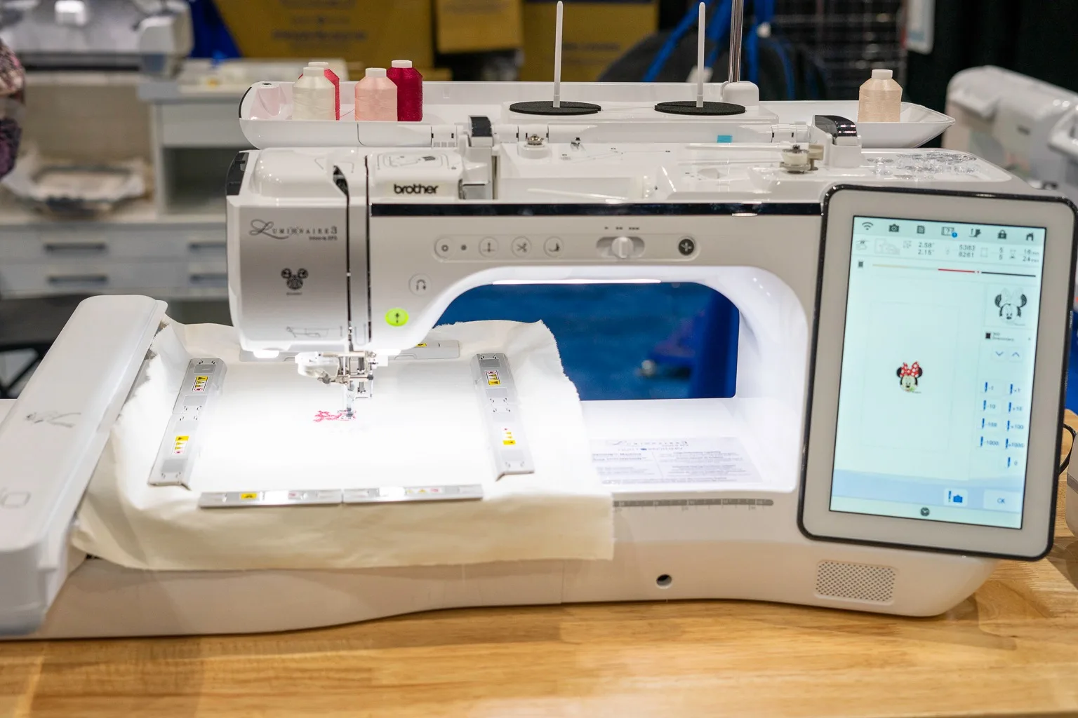 Brot-hers Luminaire XP3 Sewing Quilting and Embroidery Machine