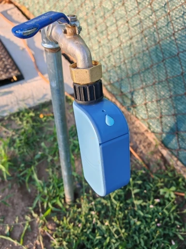 Smart WIFI Garden Watering Timer Tuya Automatic Sprinkler Remote Drip Irrigation System Outdoor Water Controller Valve Goole Hom photo review
