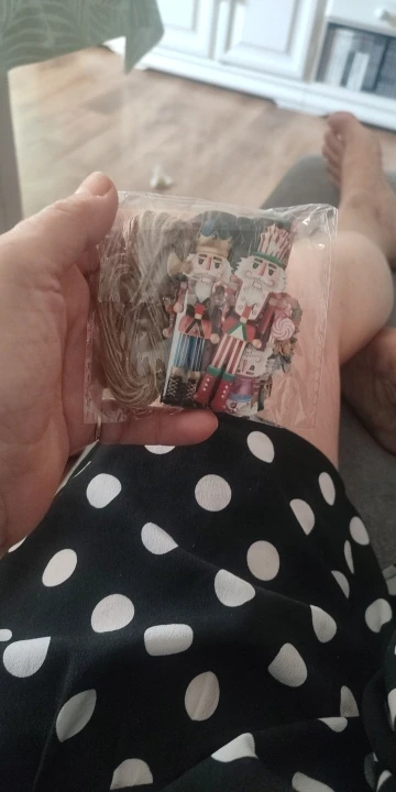 Juego decorativo de madera Cascanueces de 12 piezas: regalo de Navidad, decoración de fiestas y decoración del hogar photo review