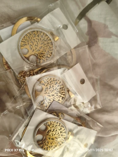 Gold Life Tree Pendant Necklace | Stainless Steel Jewellery photo review
