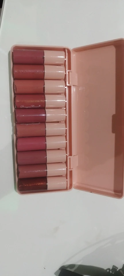 10-Piece Glitter Lip Gloss Set – Moisturizing, Non-Stick, Long-Lasting & Pearlescent Shine
