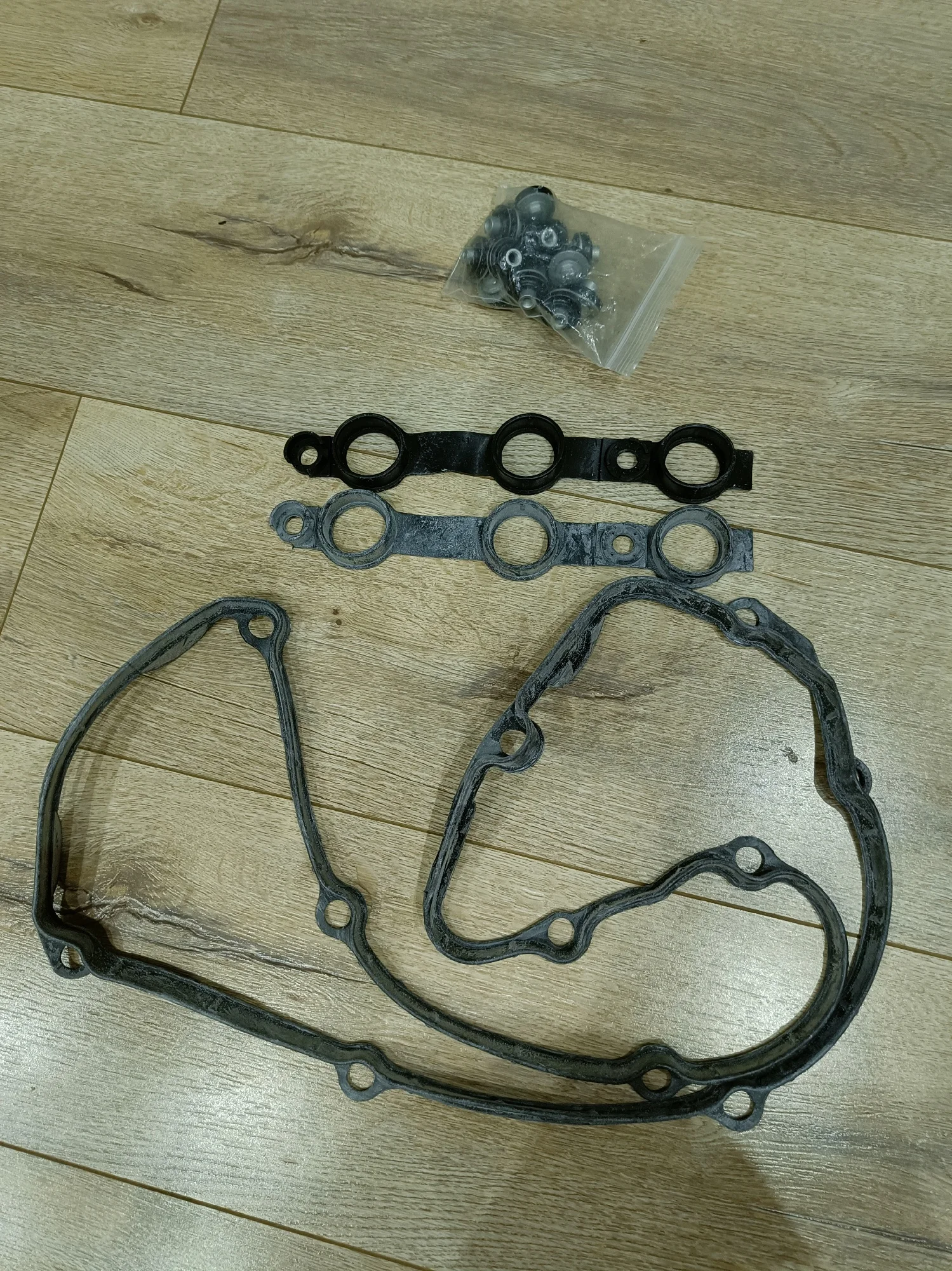 11121432928 Новая алюминиевая крышка клапана двигателя, головка