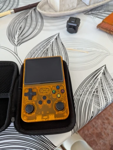 BOYHOM R36S consola de videojuegos portátil Retro sistema Linux pantalla IPS de 3,5 pulgadas R35s Pro reproductor de vídeo portátil de bolsillo juegos de 64GB photo review