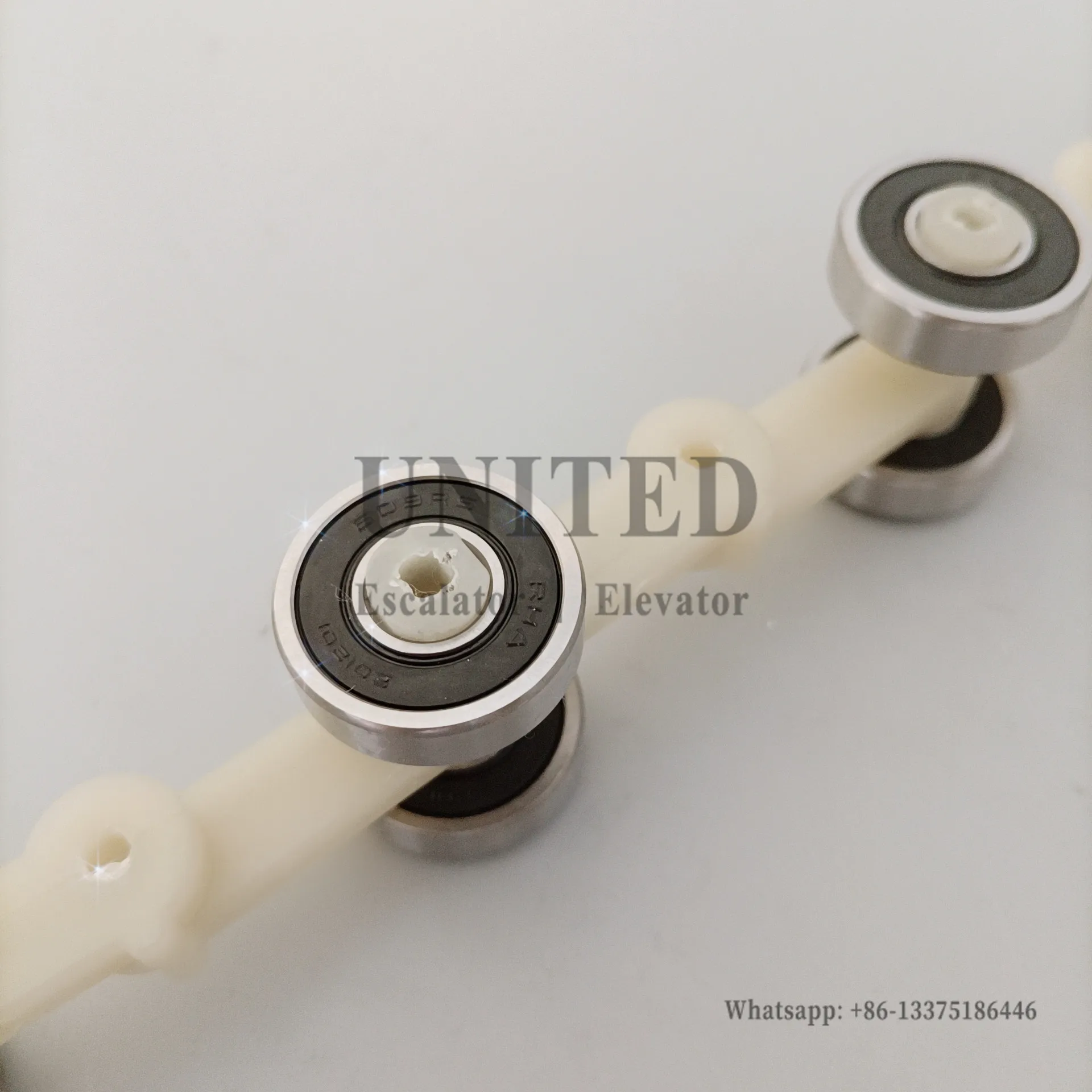 4pcs SCH409214 Single Fork 21 Pairs Bearings Escalator Handrail Newel End Rollers Reversing Rotary Chain