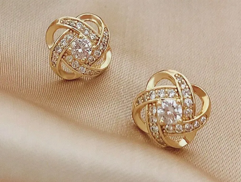 Light Luxury Zircon Stud Earrings photo review