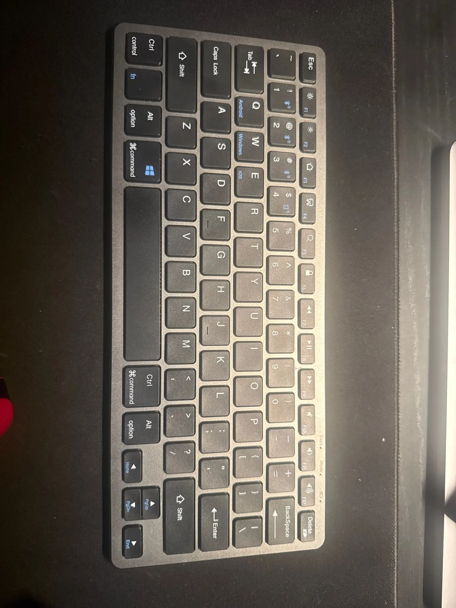 GOOJODOQ KM01 Wireless Bluetooth & 2.4G Keyboard photo review