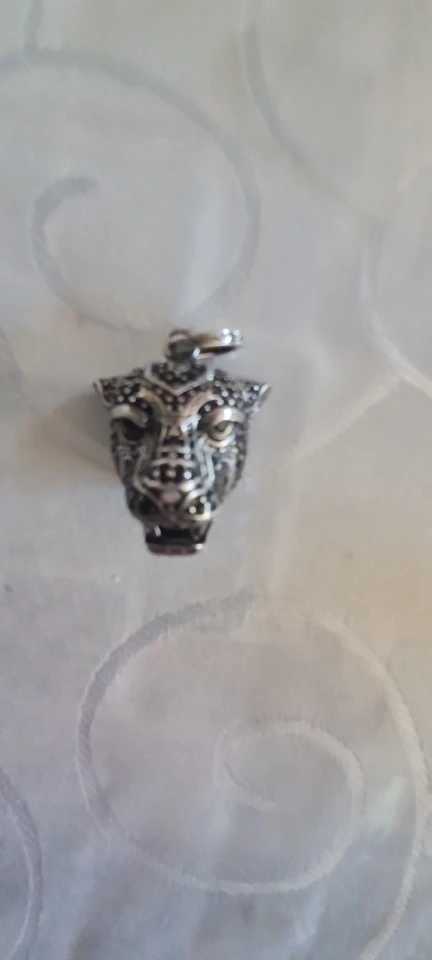 Black Panther Pendant – Fierce Symbolic Necklace