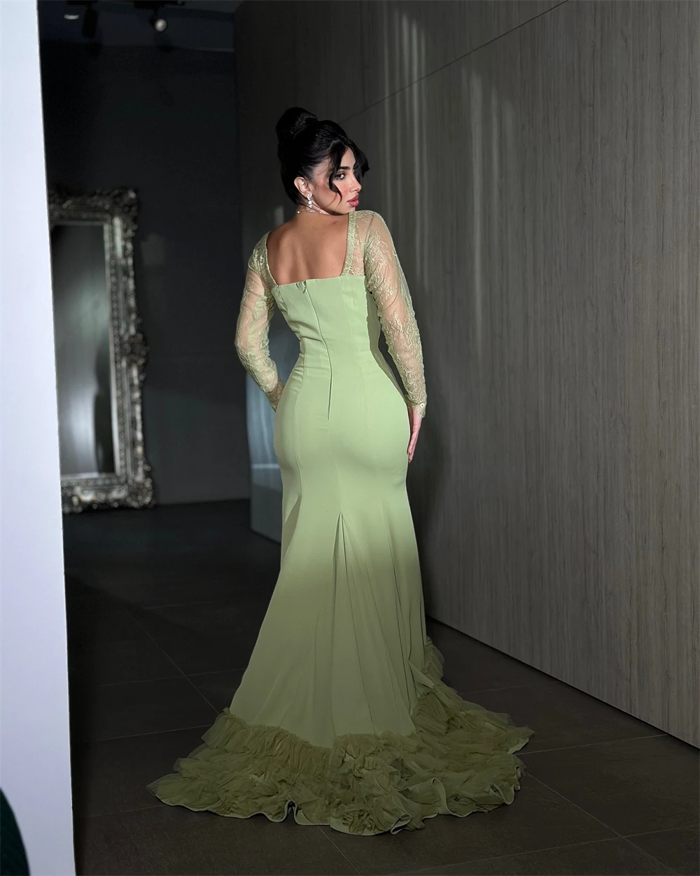 فستان Sansa مخصص بحورية البحر باللون الأخضر متعدد...